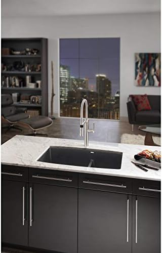 Top Knobs Bar Pull Brushed Satin Nickel